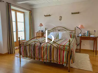 Maison, 265 m²