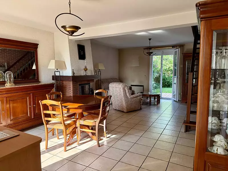 Maison, 87 m²