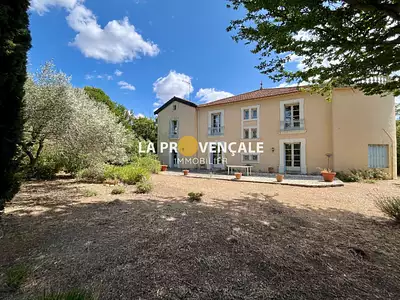 Maison, 265 m²