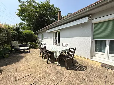 Maison, 99 m²