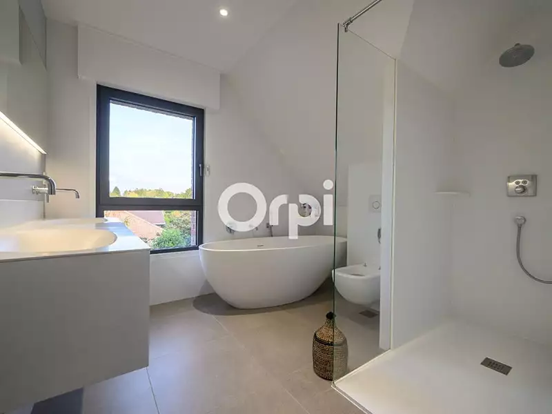 Maison, 175 m²