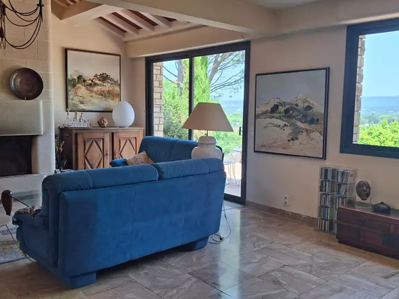 Maison, 235 m²