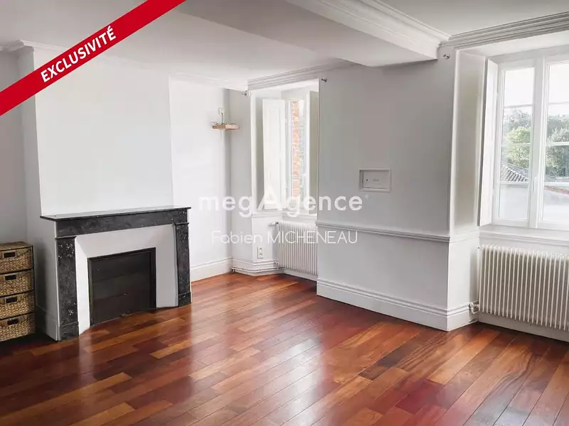 Maison, 233 m²