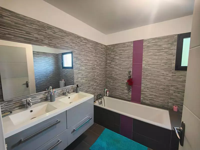 Maison, 160 m²