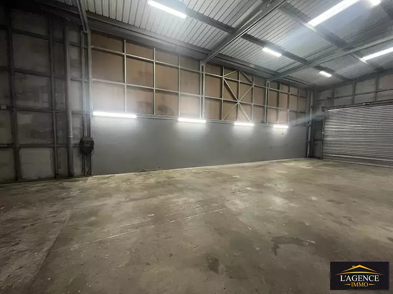 Divers, 306 m²
