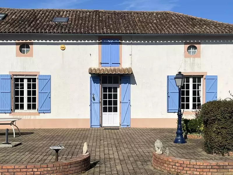 Maison, 167 m²