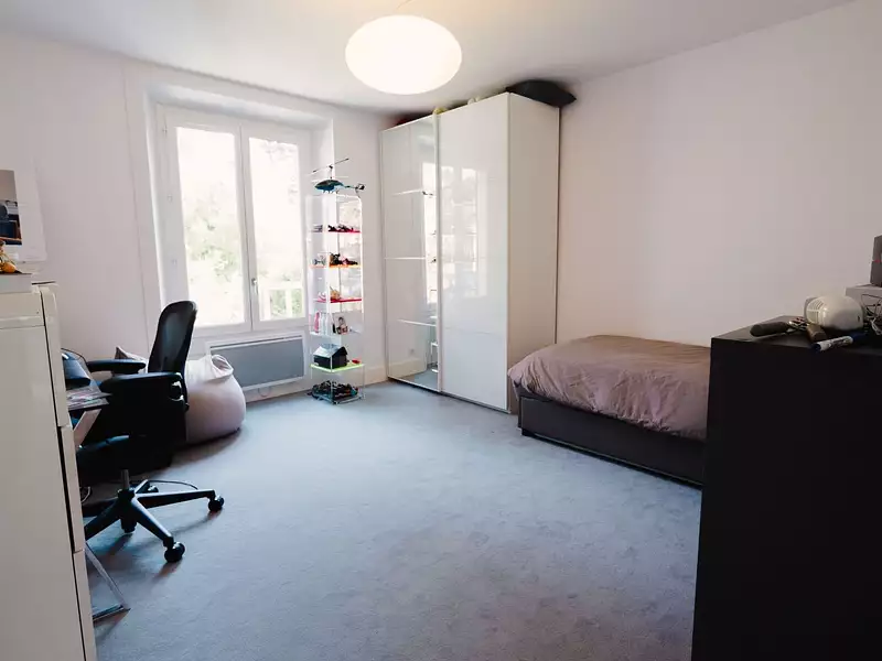 Maison, 240 m²