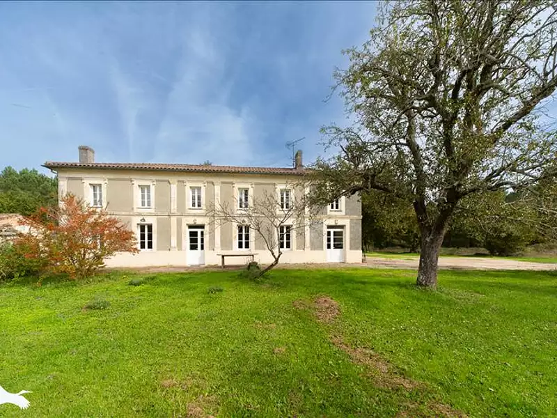 Maison, 325 m²