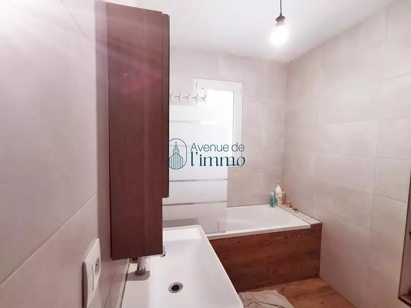 Maison, 167 m²