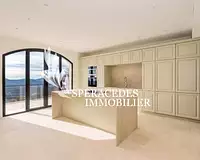 Maison, 295 m²