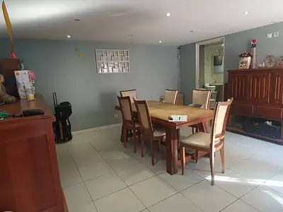 Maison, 280 m²