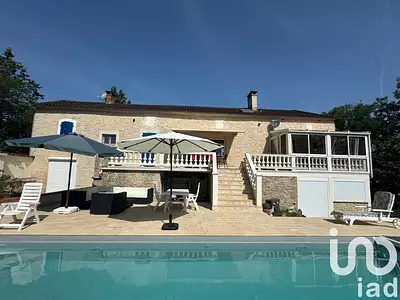 Maison, 185 m²