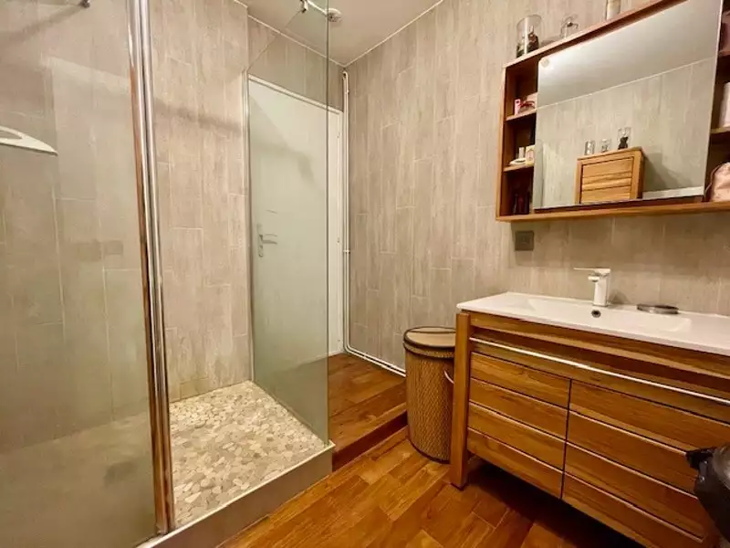 Maison, 250 m²