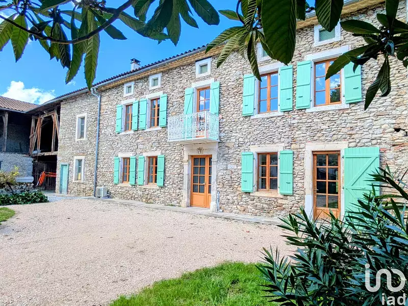 Maison, 237 m²