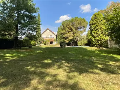 Maison, 333 m²