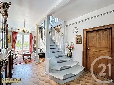 Maison, 424,6 m²
