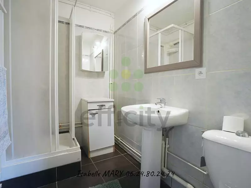 Maison, 179 m²