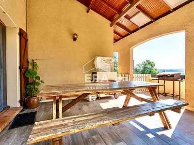 Maison, 198 m²