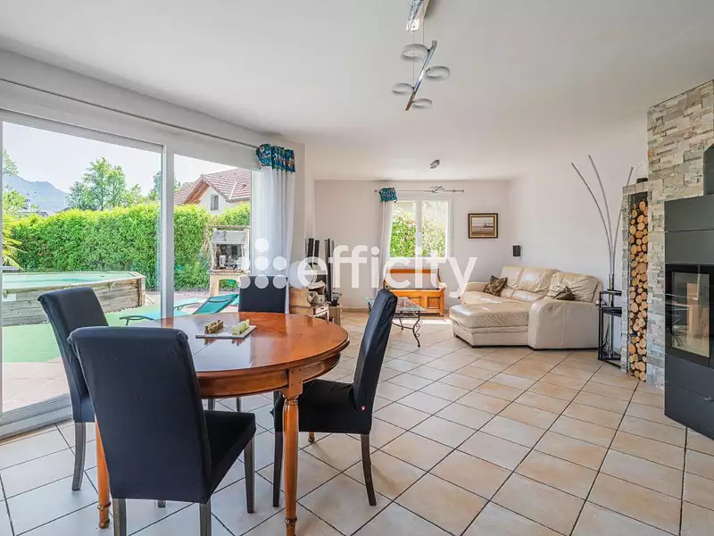 Maison, 169 m²