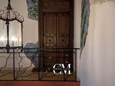 Maison, 585 m²