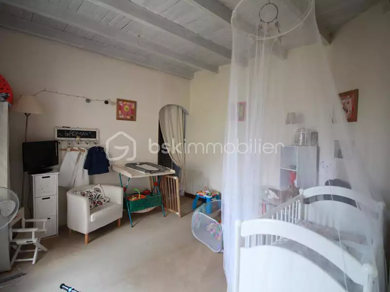 Maison, 300 m²