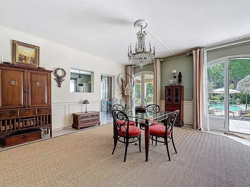Maison, 177 m²