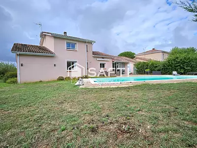 Maison, 195 m²
