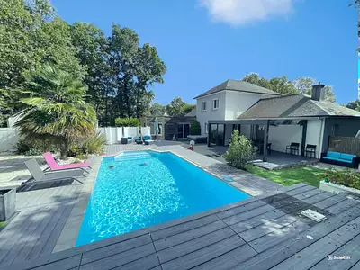 Maison, 180 m²