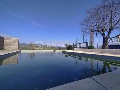 Maison, 258 m²