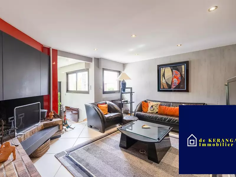 Maison, 239 m²