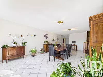Maison, 302 m²