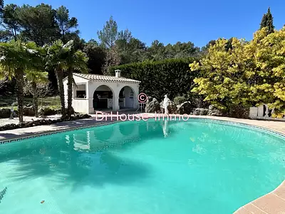 Maison, 200 m²