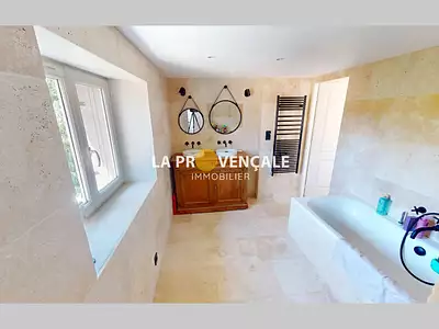 Maison, 140 m²