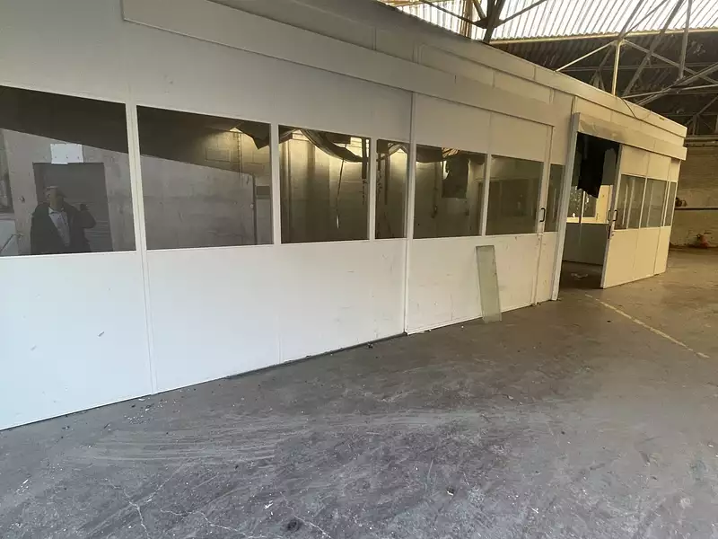 Immeuble, 1 400 m²