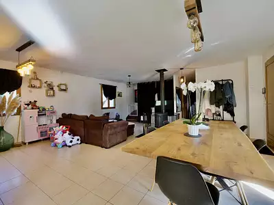 Maison, 243 m²