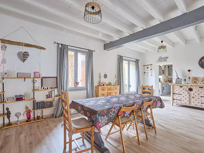 Maison, 181 m²