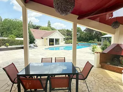 Maison, 320 m²