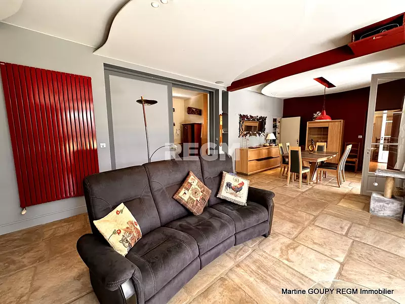 Maison, 250 m²