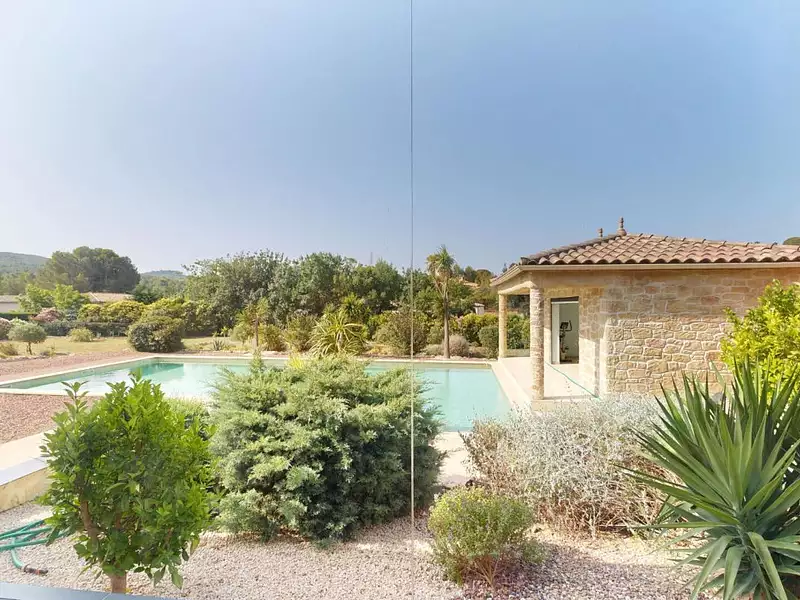 Maison, 251 m²