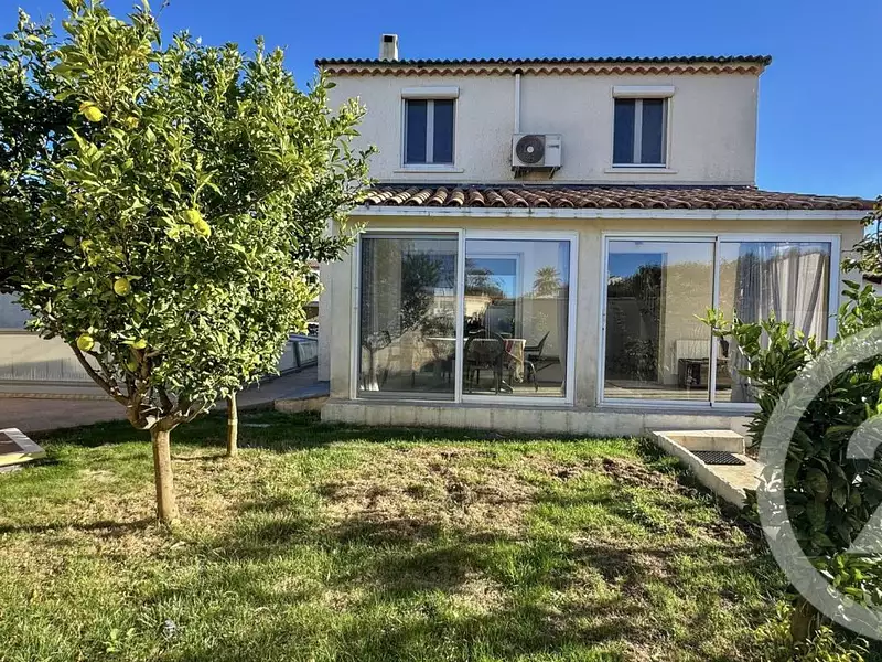Maison, 158 m²