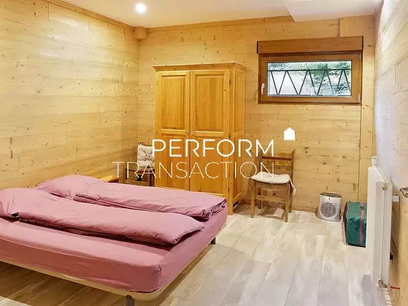 Maison, 600 m²