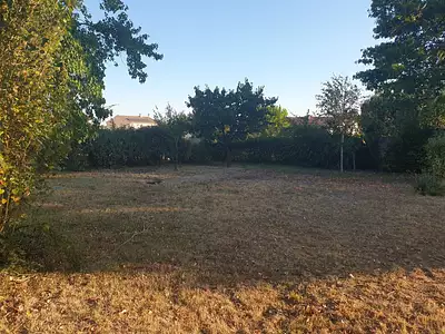 Terrain, 635 m²