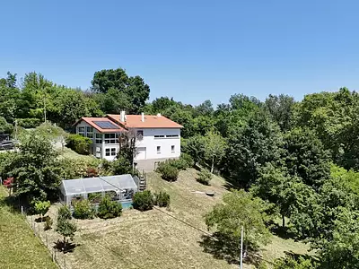 Maison, 295 m²