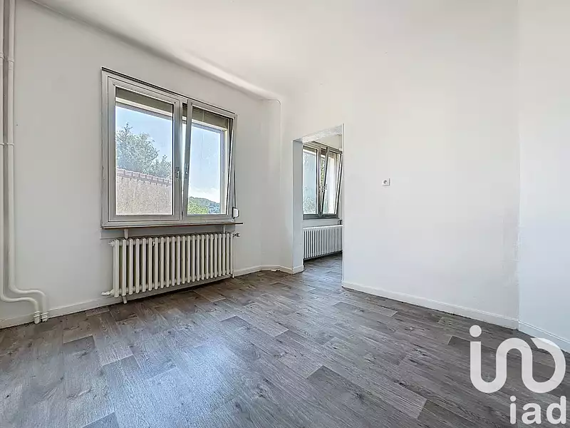Immeuble, 235 m²