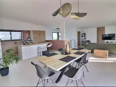 Maison, 164 m²