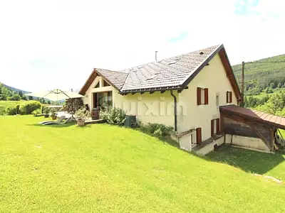 Maison, 303 m²