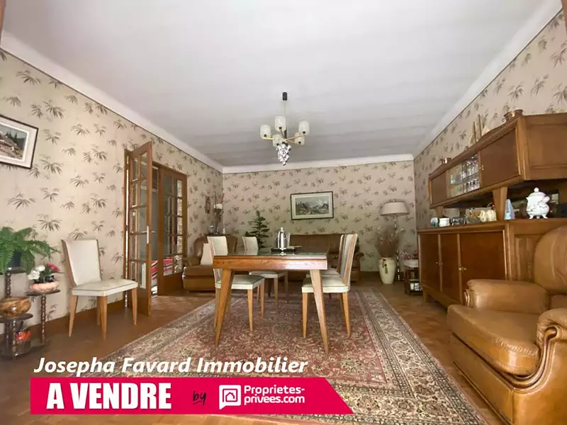 Maison, 131 m²