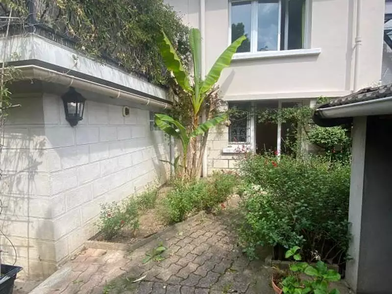 Maison, 285 m²