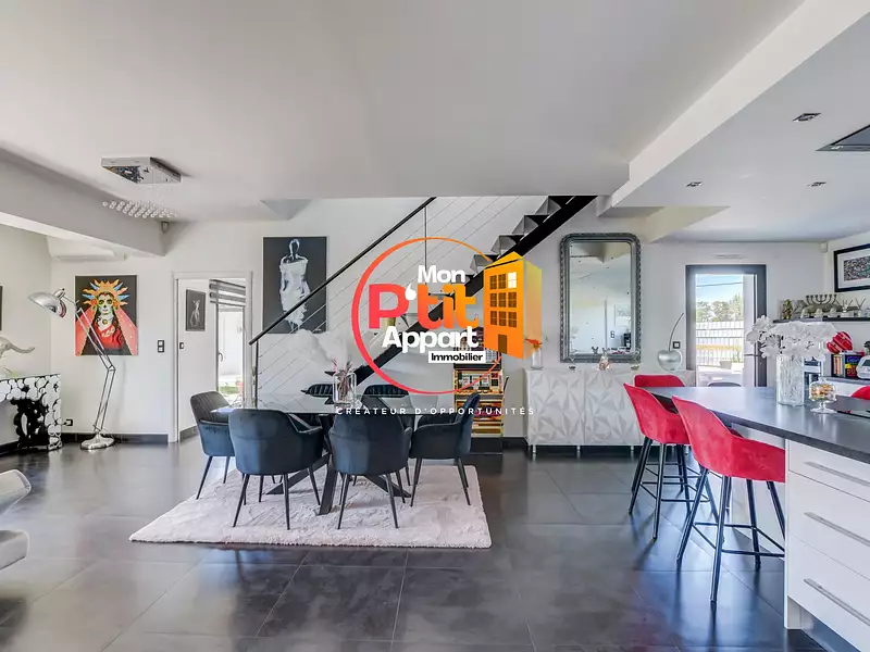 Maison, 155 m²