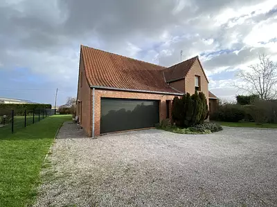 Maison, 195 m²